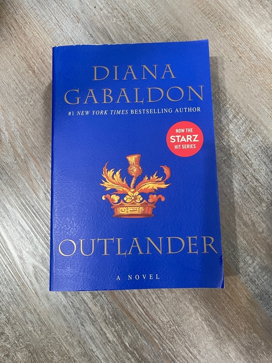 Other - Outlander by Diana Gabaldon - Blue Cover Novel